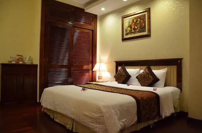 Sun River Hotel 8