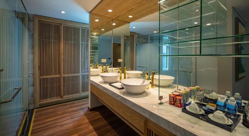 Sala Danang Beach Hotel 5